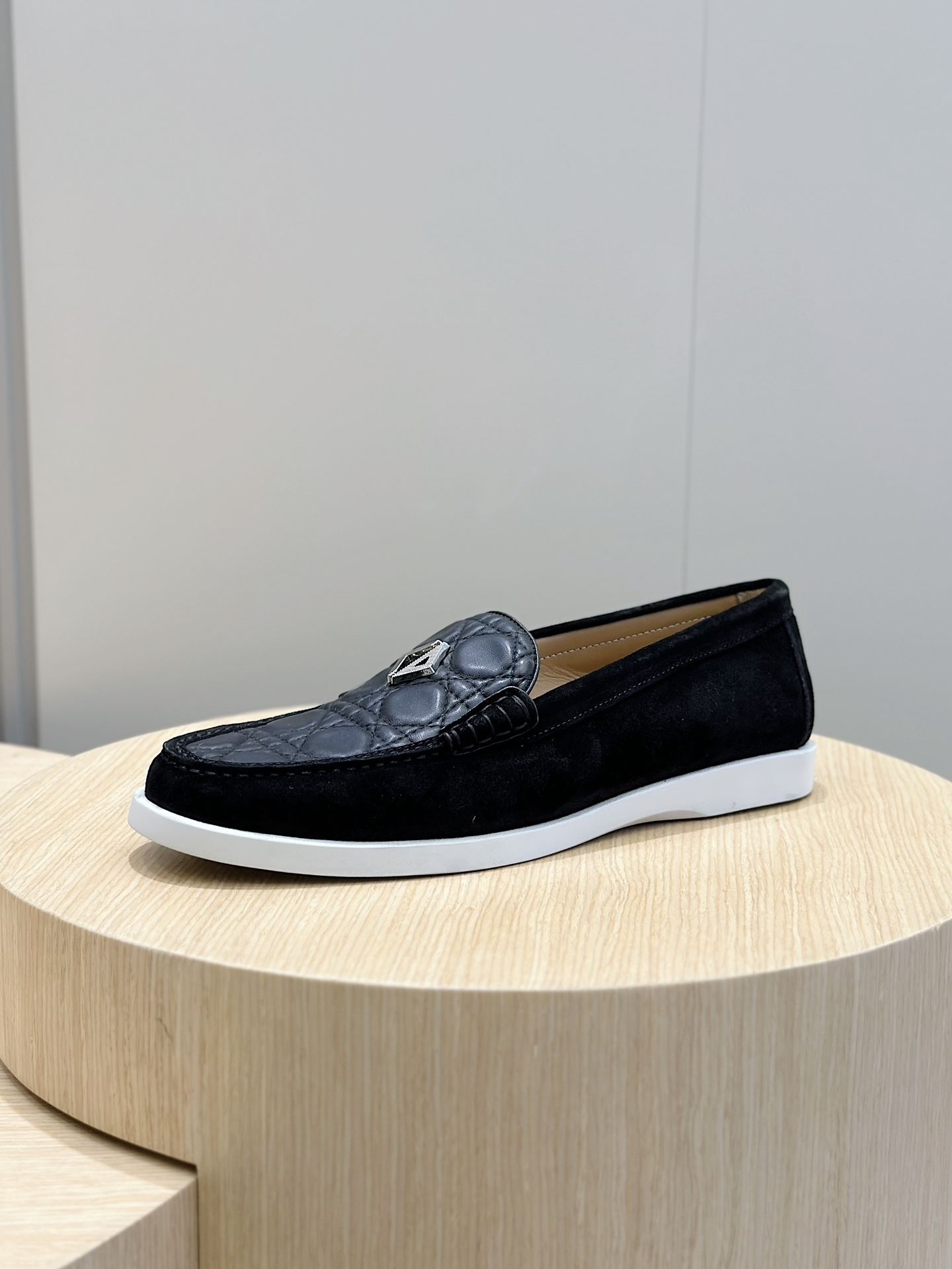 Christian Dior Low Shoes